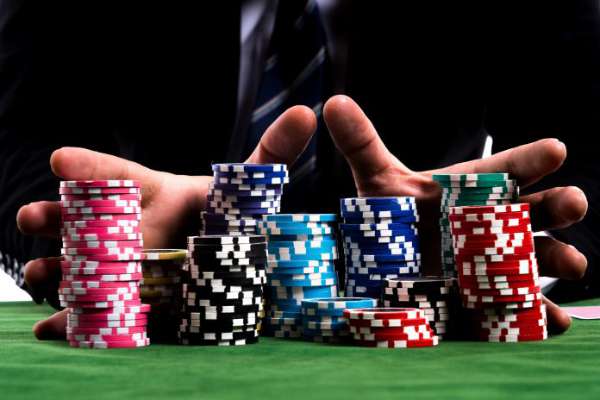 stius poker online