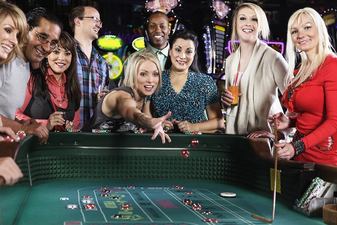 play baccarat online