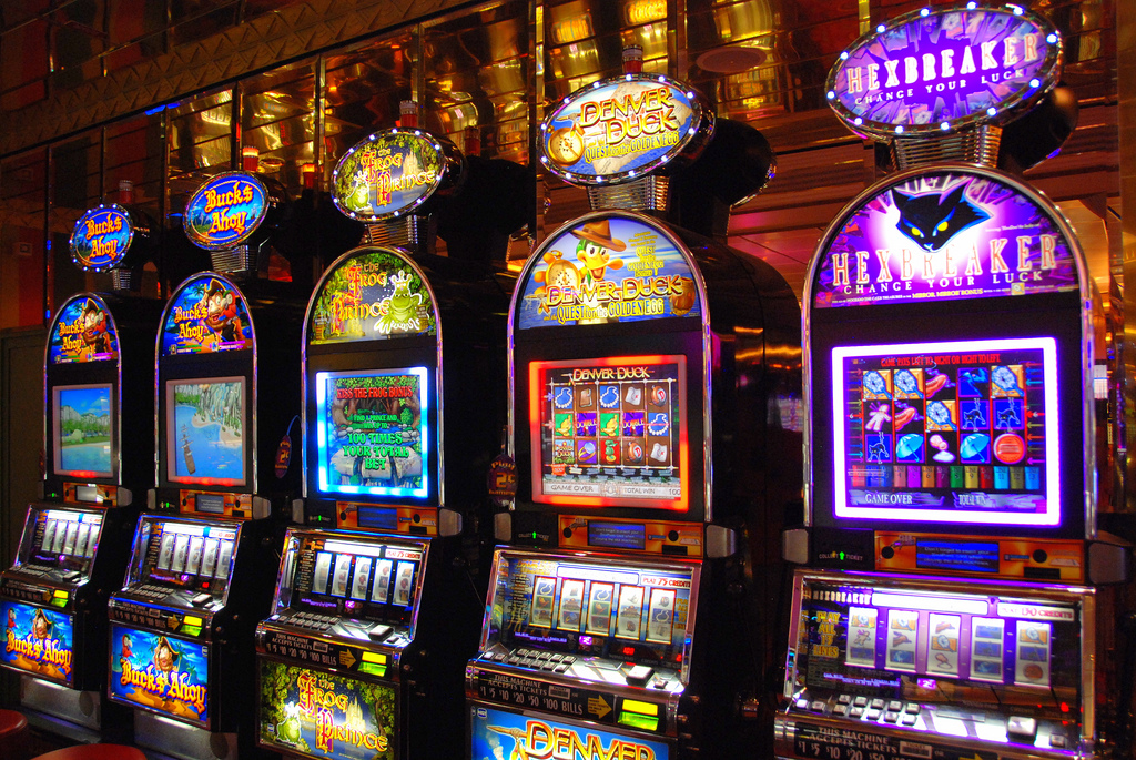 winning at online slots